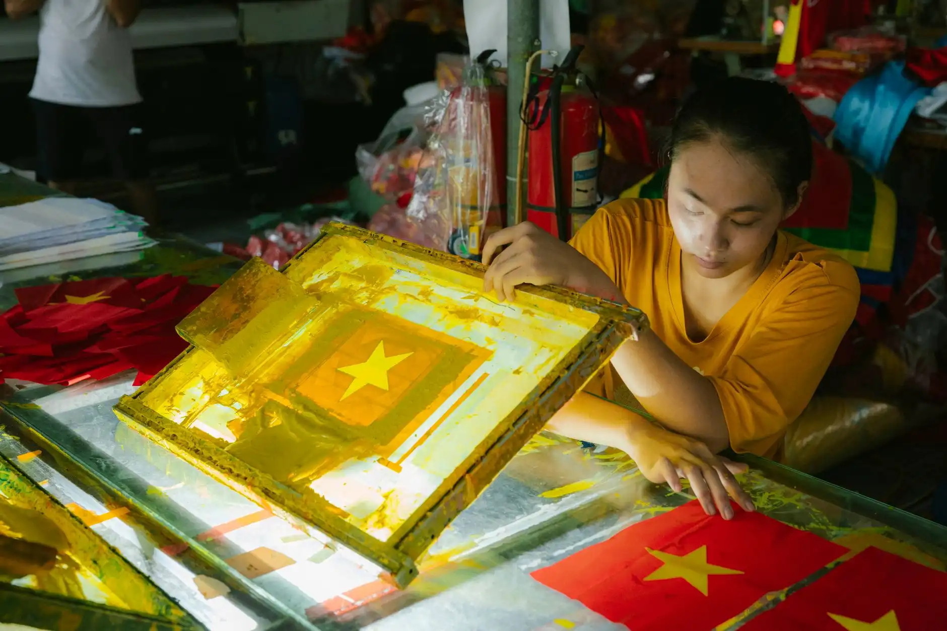 贵州宇秉丞广告有限公司喷绘招牌制作工艺与耐久性解析正文配图 1